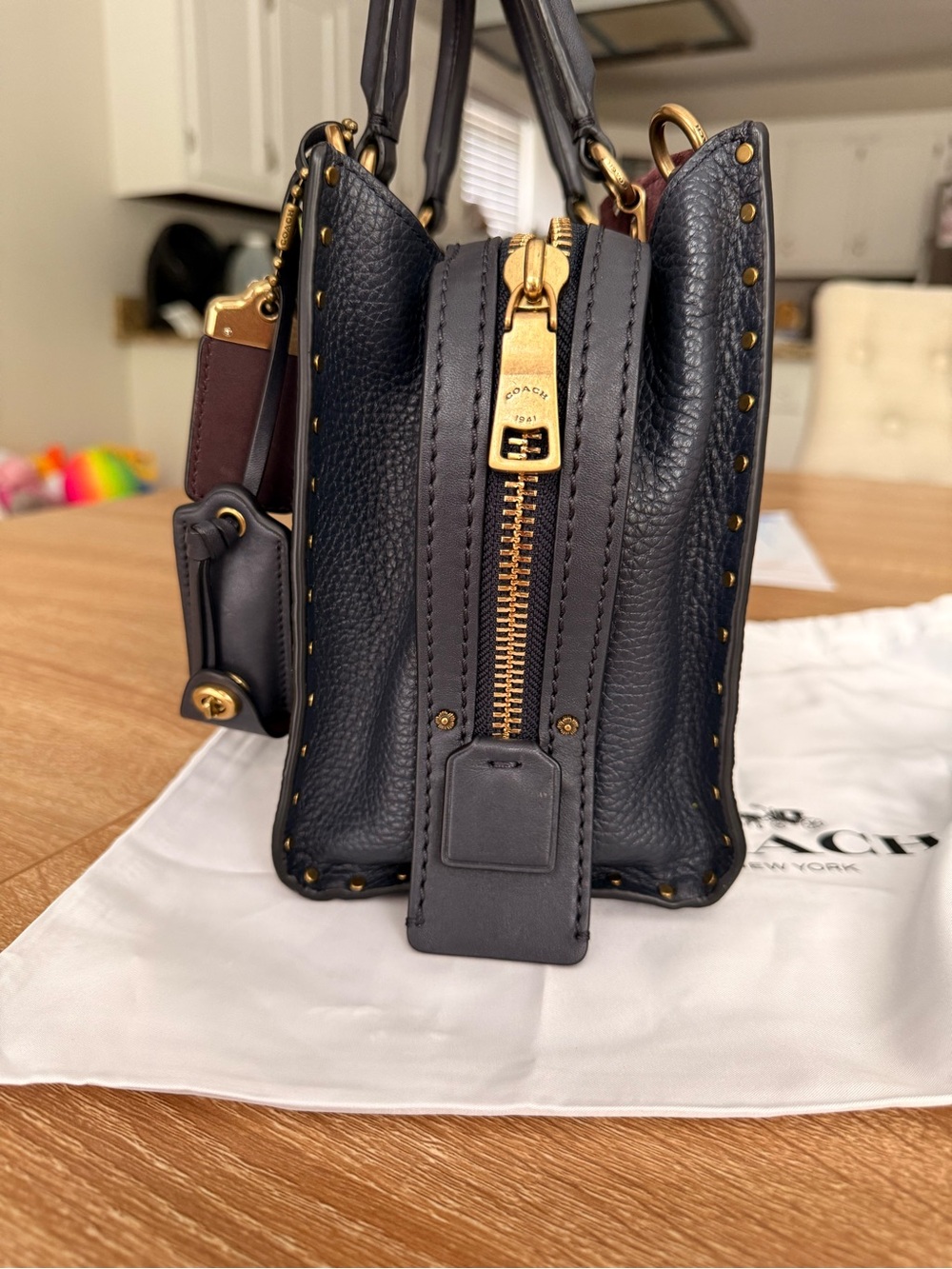 Coach rogue 25 (navy blue with rivets) - Picture 6 of 13